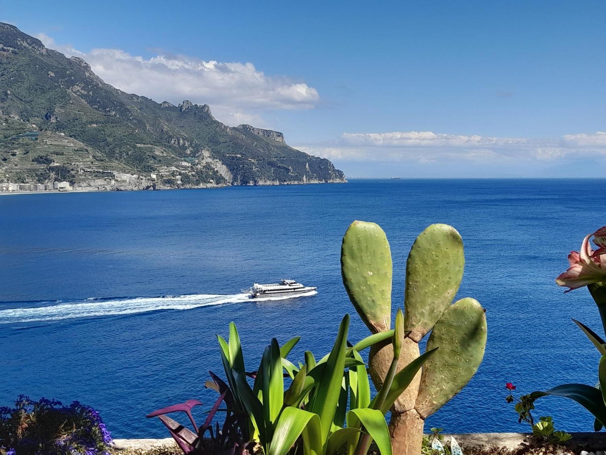 Villa Oliver - Breathtaking Small Pool 14 Sqm Hydromassage On The Rock - Amalfi Coast Exterior photo